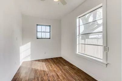 911 Clark Street, Greenville, TX 75401 - Photo 10