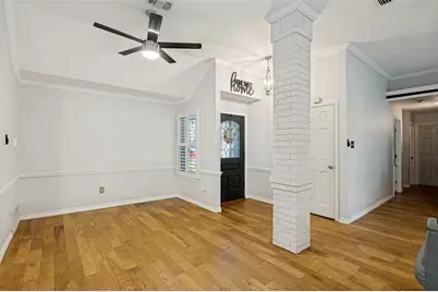 4404 Oak Brook Court, Arlington, TX 76016 - Photo 14