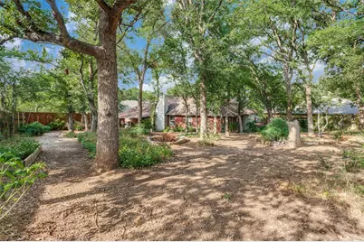 4404 Oak Brook Court, Arlington, TX 76016 - Photo 24