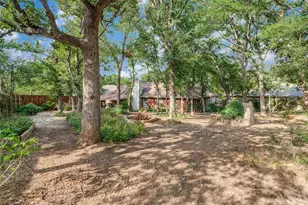 4404 Oak Brook Ct, Arlington, TX 76016 - Photo 24