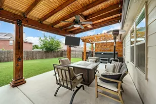 9112 Lookout Pt, Fort Worth, TX 76179 - Photo 4