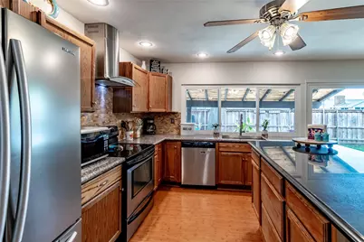 1204 Warwick Drive, Mesquite, TX 75150 - Photo 4