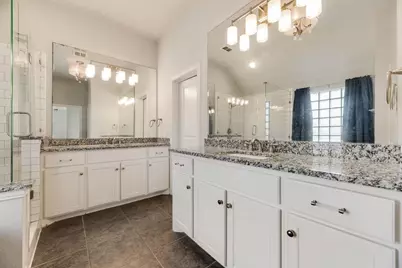 2518 Bill Moses Parkway, Farmers Branch, TX 75234 - Photo 10