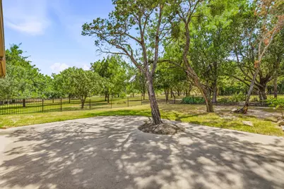 910 Mallard Pointe Drive, Granbury, TX 76049 - Photo 30