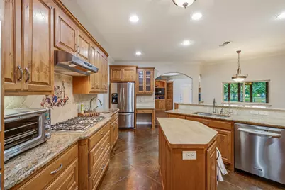 910 Mallard Pointe Drive, Granbury, TX 76049 - Photo 14