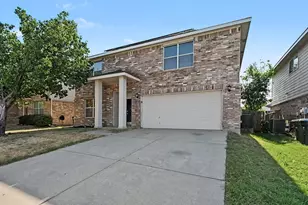 7164 Kickapoo Dr, Fort Worth, TX 76179 - Photo 2