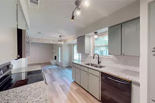 6412 Grasshopper Dr, Watauga, TX 76148 - Photo 12