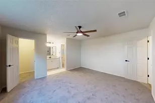 6412 Grasshopper Dr, Watauga, TX 76148 - Photo 12