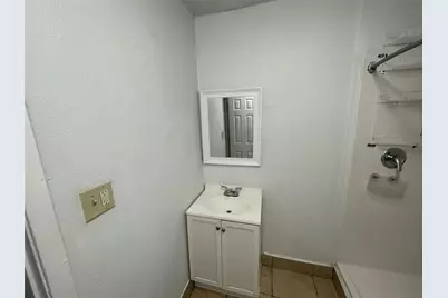 202 W Pembroke Avenue, Dallas, TX 75208 - Photo 8