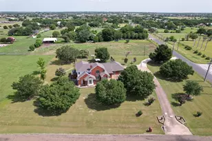 6603 Champion Rd, Midlothian, TX 76065 - Photo 2