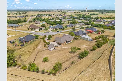 1110 Mount Lane, Rhome, TX 76078 - Photo 4