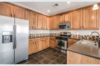 5730 Grosseto Drive, Frisco, TX 75034 - Photo 4