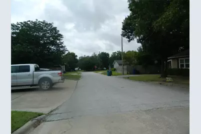 306 W 6th Street, Waxahachie, TX 75165 - Photo 12