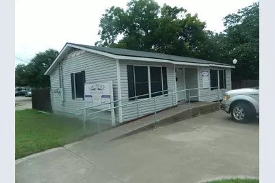 306 W 6th Street, Waxahachie, TX 75165 - Photo 1