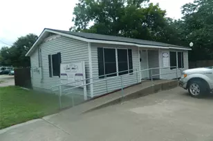 306 W 6th St, Waxahachie, TX 75165 - Photo 1