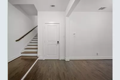 5811 Bryan Parkway #50, Dallas, TX 75206 - Photo 8