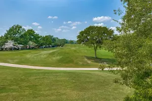 917 Hills Creek Dr, McKinney, TX 75072 - Photo 32