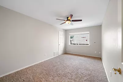917 Hills Creek Drive, McKinney, TX 75072 - Photo 22