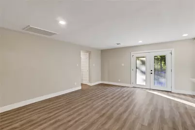 209 W 9th Street, Kemp, TX 75143 - Photo 8