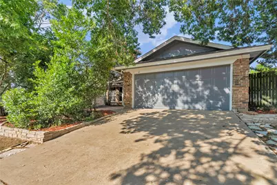 306 Woodlawn Drive, Keene, TX 76059 - Photo 2