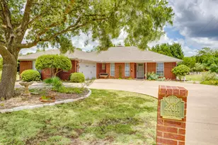 22011 Pebble Dr, Whitney, TX 76692 - Photo 1