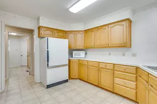 22011 Pebble Dr, Whitney, TX 76692 - Photo 34