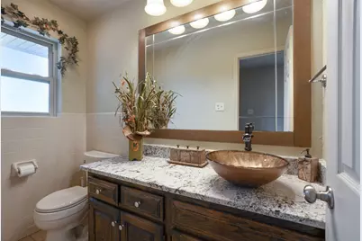 9302 Ravenswood Road, Granbury, TX 76049 - Photo 10