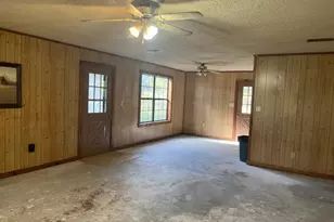 300 E 3rd St, Iredell, TX 76649 - Photo 20