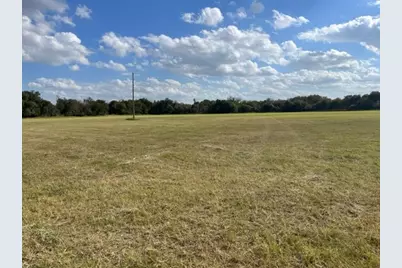 300 E 3rd Street, Iredell, TX 76649 - Photo 4