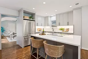 1043 N Edgefield Ave, Dallas, TX 75208 - Photo 10