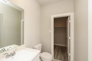 622 Ava Trl, Lewisville, TX 75057 - Photo 16