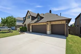 1106 Alderwood Dr, Justin, TX 76247 - Photo 2