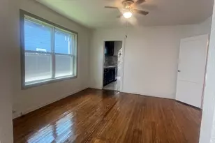 3819 Roseland Ave, Dallas, TX 75204 - Photo 4