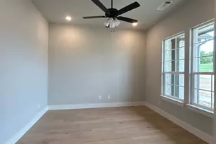 1007 Perrin Ln, Van Alstyne, TX 75495 - Photo 4