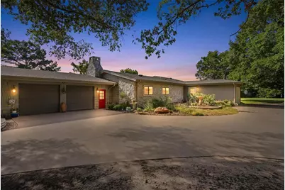 3218 Sunrise Court, Granbury, TX 76048 - Photo 2