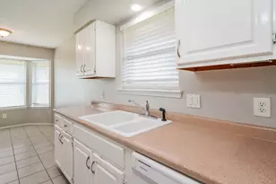 5304 Tamarack Ct, Arlington, TX 76018 - Photo 8