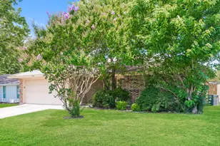 5304 Tamarack Ct, Arlington, TX 76018 - Photo 2