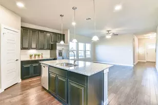 2305 Paxton Way, Denton, TX 76209 - Photo 4