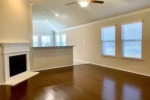 1300 Foxglove Ln, Burleson, TX 76028 - Photo 4