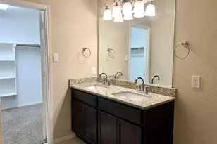 1300 Foxglove Ln, Burleson, TX 76028 - Photo 10