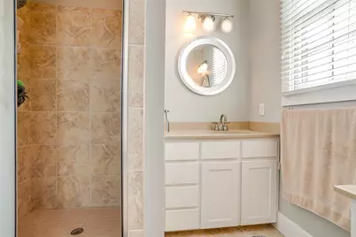 1211 S Adams Street, Fort Worth, TX 76104 - Photo 20