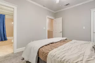 1211 S Adams St, Fort Worth, TX 76104 - Photo 24