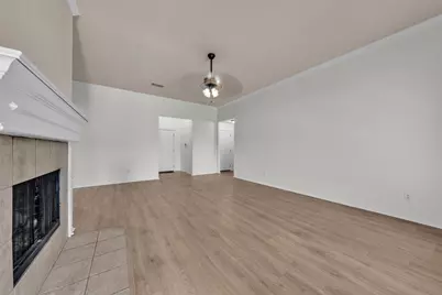 737 E Sheila Circle, Joshua, TX 76058 - Photo 6