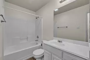 737 E Sheila Cir, Joshua, TX 76058 - Photo 14