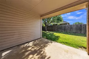737 E Sheila Cir, Joshua, TX 76058 - Photo 32