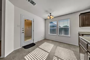 737 E Sheila Cir, Joshua, TX 76058 - Photo 8