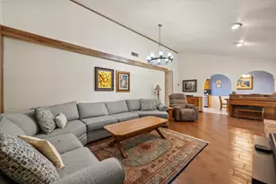 409 Colgate Ct, Arlington, TX 76014 - Photo 6