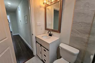 211 N Hampton Rd, Dallas, TX 75208 - Photo 18