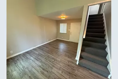 5301 Lovell Avenue #5303, Fort Worth, TX 76107 - Photo 4