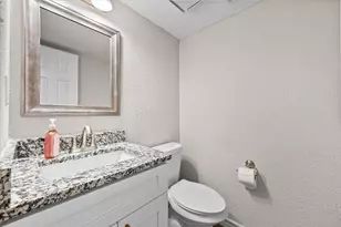 2216 Reverchon Dr, Arlington, TX 76017 - Photo 18